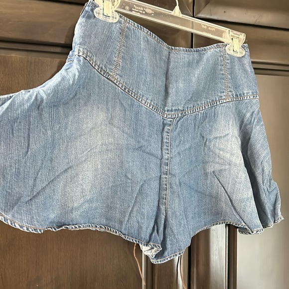 Guess Los Angeles 1981 flirty lace up short - Picture 6 of 9